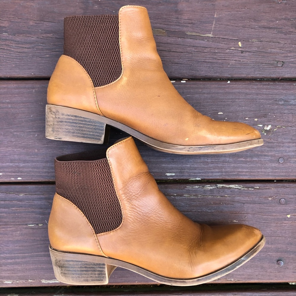 Seychelles Tan Ankle Boots